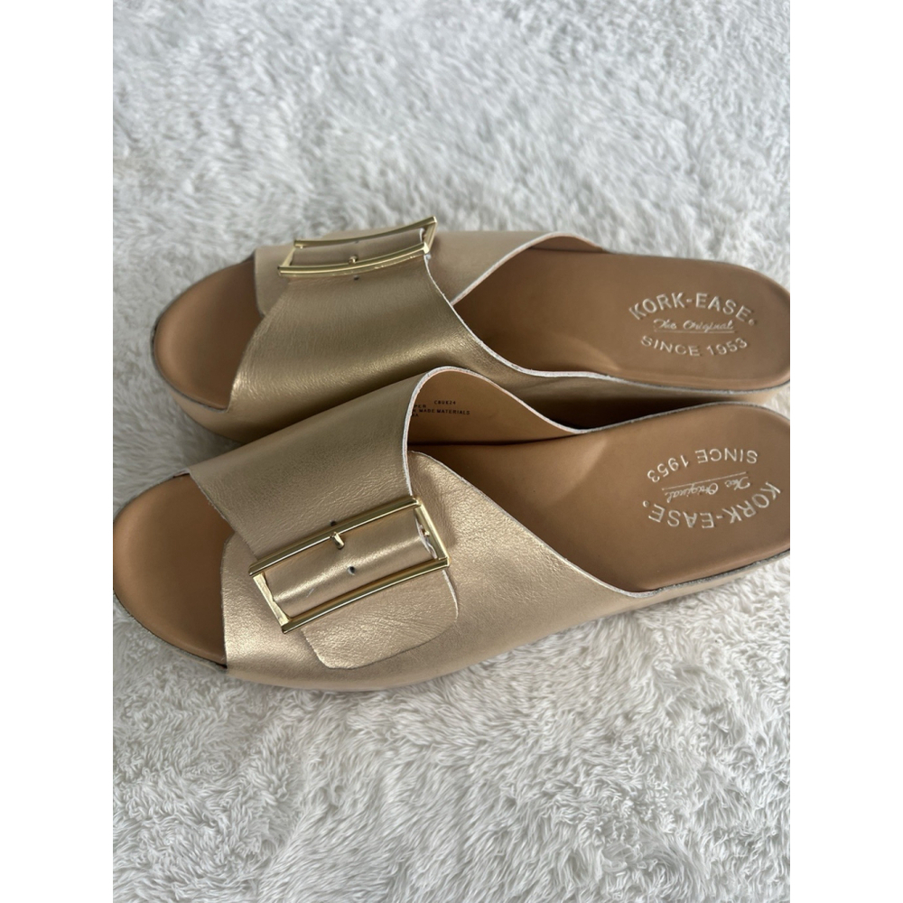 Kork-Ease Sz 9 Brushed Gold York Leather Buckle Platform Slide Sandals NWT - Picture 5 of 16